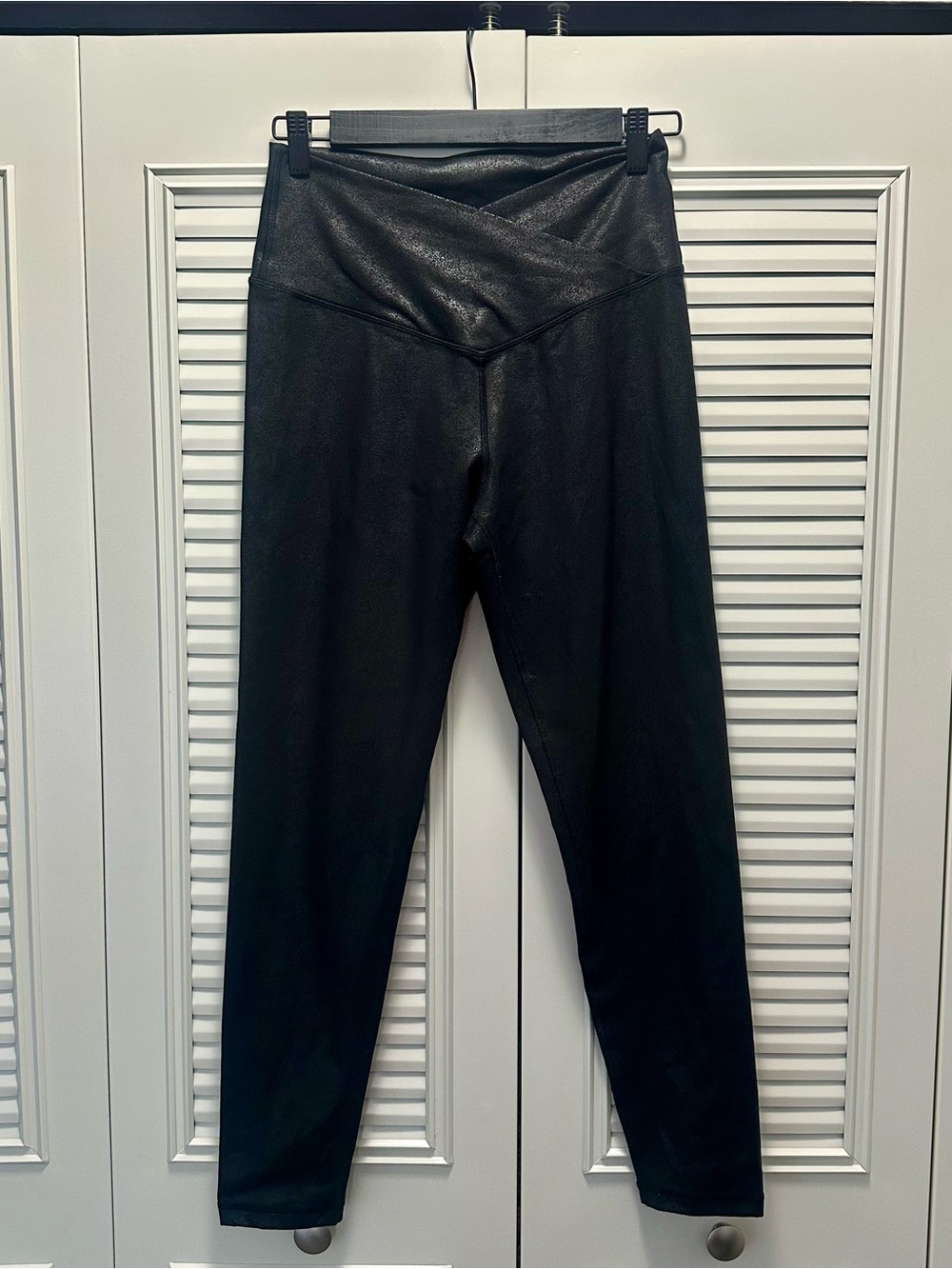 Aerie OFFLINE Shiny Leggings